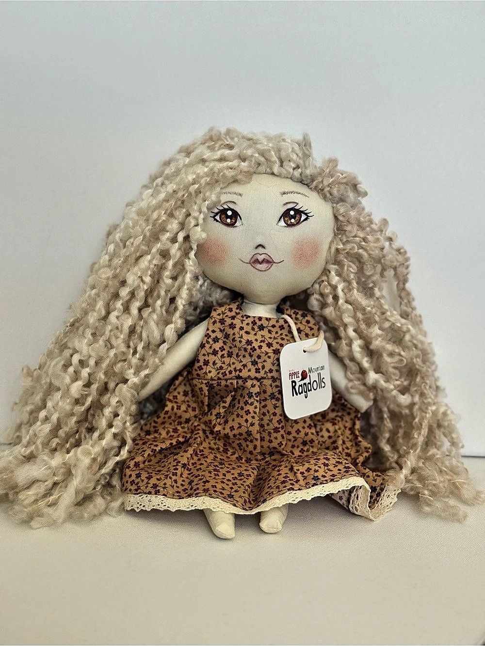 Apple Mountain Ragdolls - Michelle - 12 inches tall - NWT